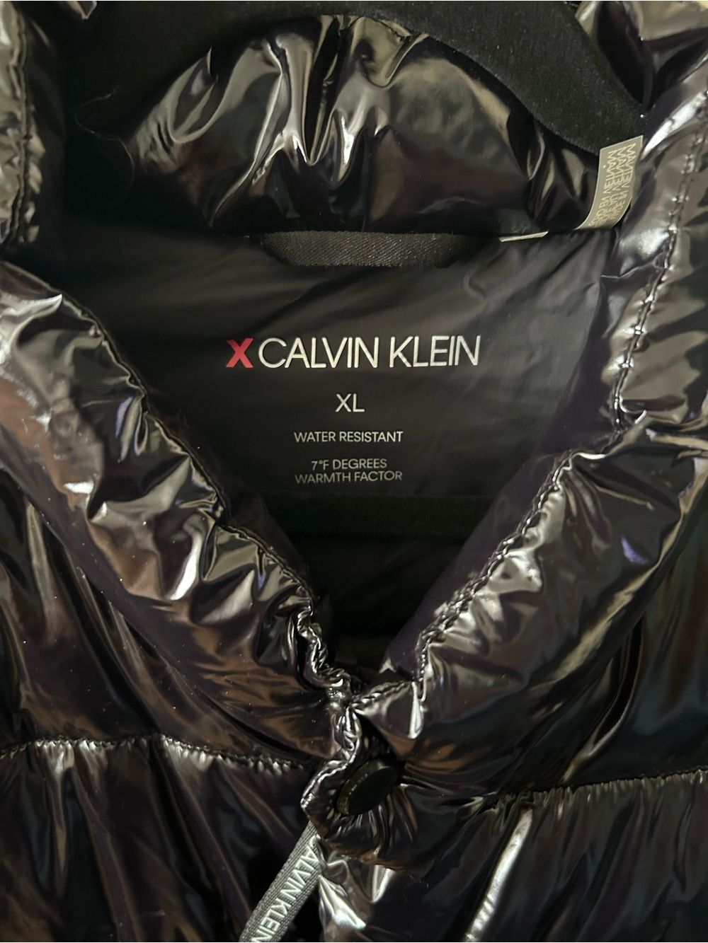 Calvin Klein Glossy Black Quilted Puffer Coat - Size XL - Picture 3 of 7